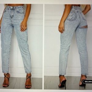 NWT White Fox Boutique What Goes Around Boyfriend Jeans Washed Blue Denim sz S